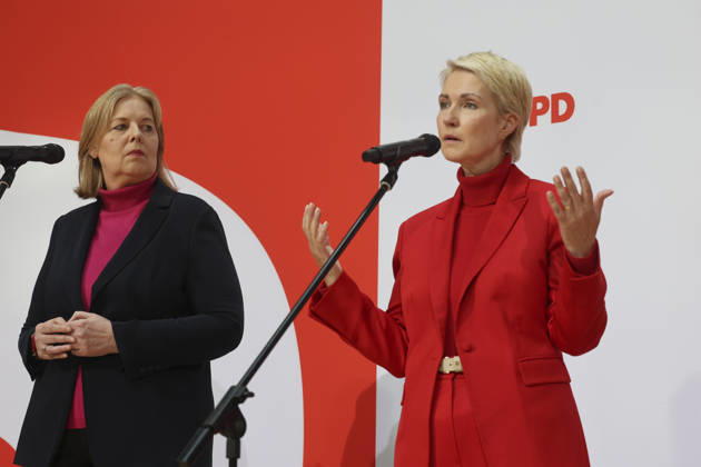 Bärbel Bas und Manuela Schwesig bei der Pressekonferenz nach den Landtagswahlen in Berlin und Mecklenburg Vorpommern im Willy Brandt Haus am 21.09.26 SPD-Spitze zur PK nach Landtagswahlen in Berlin