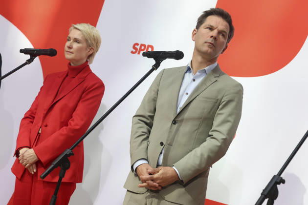 Manuela Schwesig, Steffen Krach bei der Pressekonferenz nach den Landtagswahlen in Berlin und Mecklenburg Vorpommern im Willy Brandt Haus am 21.09.26 SPD-Spitze zur PK nach Landtagswahlen in Berlin