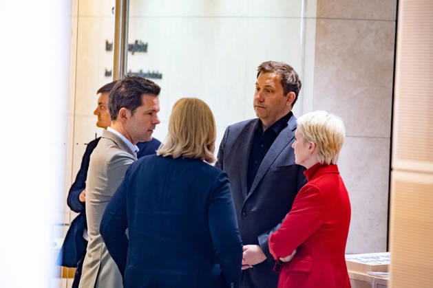 Parteivorsitzenden der SPD Bärbel Bas und Lars Klingbeil und Spitzenkandidaten der SPD in Mecklenburg-Vorpommern Manuela Schwesig und in Berlin Steffen Krach kommen zu einer Pressekonferenz im Willy-Brandt-Haus in Berlin am 21. September 2026. Reaktionen auf den Landtagswahlen in Mecklenburg-Vorpommern und Berlin