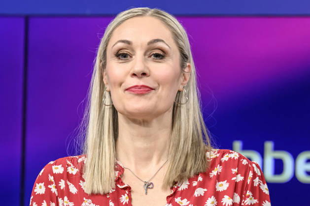 im Bild v.l.: Ruth Moschner (Moderatorin), GER, Berlin, Studio, zu Gast bei Maischberger, politische Talkshow, TV, Format, mit Moderatorin Sandra Maischberger, Das Erste, aus Adlershof Am Studio 20, 21.09.2026, Copyright: HMBxMedia UwexKoch