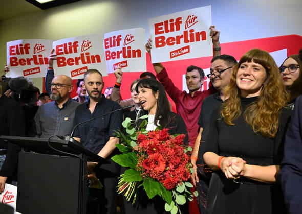 Die Linke Berlin Party Conference in Berlin BERLIN, GERMANY - SEPTEMBER 25: Party members take part in the extraordinary session of the 10th State Party Congress of the Die Linke (The Left Party) to assess the election results in Berlin on September 25, 2026. Mayor candidate Elif Eralp also took part in the conference. Volodymyr Sindieiev Anadolu Berlin Germany. Editorial use only. Please get in touch for any other usage. Copyright: x2026xAnadoluxVolodymyrxSindieievx