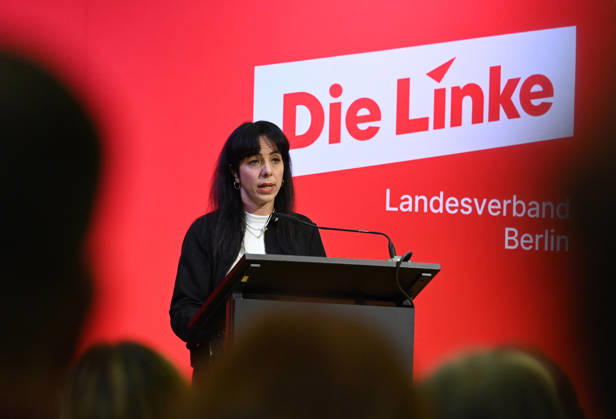 Die Linke Berlin Party Conference in Berlin BERLIN, GERMANY – SEPTEMBER 25: Die Linke (The Left Party) candidate for Berlin Governing Mayor Elif Eralp speaks during the extraordinary session of the 10th State Party Congress of the Die Linke (The Left Party) to assess the election results in Berlin on September 25, 2026. Mayor candidate Elif Eralp also took part in the conference. Volodymyr Sindieiev Anadolu Berlin Germany. Editorial use only. Please get in touch for any other usage. Copyright: x2026xAnadoluxVolodymyrxSindieievx
