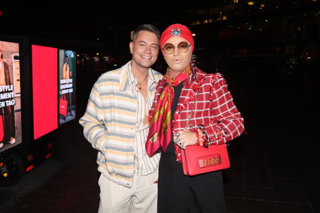 Marcell Damaschke und Julian F. M. Stoeckel bei der Wiedereröffnung der TK Maxx Filiale am Alexanderplatz. Berlin, 24.09.2026 Copyright: xAgenturxMatthiasxWehnertx xM.xGränzdörferx