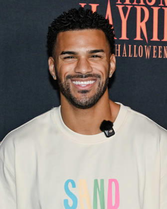 September 25, 2026, Los Angeles, California, USA: JEREMIAH BROWN attends the 2026 Los Angeles Haunted Hayride red carpet. Los Angeles USA - ZUMAb173 20260925_aap_b173_022 Copyright: xBillyxBennightx