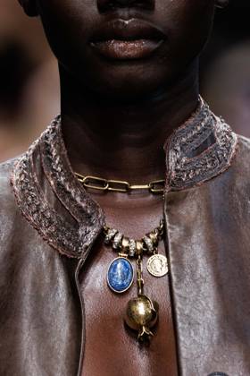 IPA89005243 - Milan, Milan Women™s Fashion Week Spring Summer 2027 - Women™s Fashion, Spring Summer 2027 - Ermanno Scervino fashion show - runway in the photo: detail. Copyright: xCinziaxCamelax xx IPA89005243