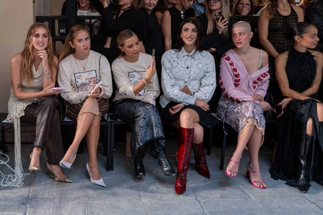 IPA89006251 - Milan, Milan Women™s Fashion Week Spring Summer 2027 - Women™s Fashion, Spring Summer 2027 - Marco Rambaldi™s fashion show - front row Pictured: Chiara Ferragni, Valentina Ferragni, Veronica Ferraro, Giulia Salemi, Natalia Paragoni Copyright: xRiccardoxGIordanox xRiccardoxGiordano IPAx IPA89006251