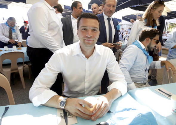 Jordan Bardella, president of the National Rally (RN), takes part in the Saint Michael’s Day procession in Menton on September 27, 2026. Jean François Ottonello, Nice Matin, Bestimage. Jordan Bardella, president of the National Rally (RN), takes part in the Saint Michel festival procession in Menton on September 27, 2026, Menton, France Copyright: xJean-FrancoisxOttonellox xNicexMatinx xBestimagexJean-FrancoisxOttonellox xNicexMatinx xBestimagex