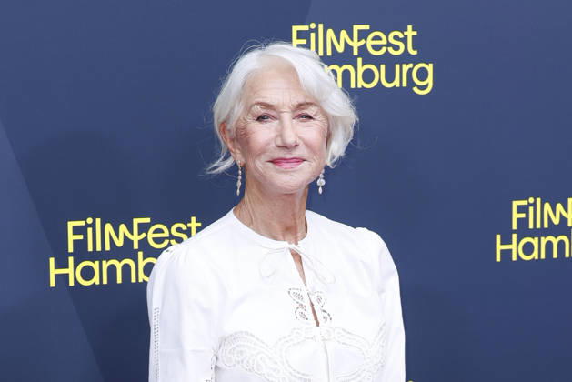 Helen Mirren bei der Ankunft zur Ehrung mit dem Douglas-Sirk-Preis am 29.09. 2026 im Cinemaxx im Rahmen vom 34. Filmfest in Hamburg Helen Mirren attends honoring ceremony with Douglas Sirk Award at Cinemaxx Dammtor on Septmeber 29, 2026 in Hamburg, Germany Douglas-Sirk-Preis fuer Helen Mirren beim 34. Filmfest in Hamburg