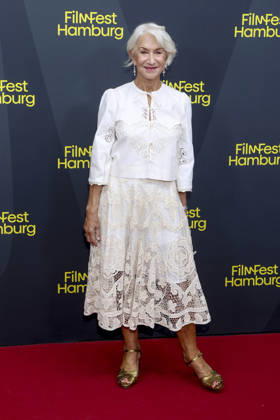 ABB FILMFEST- Dame Helen Mirren die britische Schauspielerin Preistraegerin bei der Verleihung des Douglas Sirk Preis Roter Teppich auf dem FilmFest Hamburg 2026 im Kino Cinemaxx Dammtor in Hamburg am 29.09.2026 Hamburg Deutschland