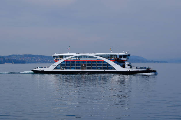 Bodensee, Fährschiff Tabor in neuer Lackierung