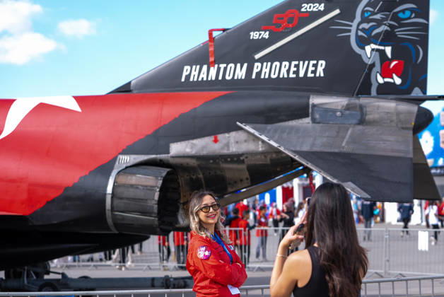 TEKNOFEST Southeast in Turkiye s Sanliurfa SANLIURFA, TURKIYE - OCTOBER 1: TEKNOFEST Southeast, the world’s largest aviation, space, and technology festival, continues on the second day of its 15th edition at Sanliurfa GAP Airport in Sanliurfa, Turkiye, on October 1, 2026. Arman Onal Anadolu Sanliurfa Turkey. Editorial use only. Please get in touch for any other usage. Copyright: x2026xAnadoluxArmanxOnalx