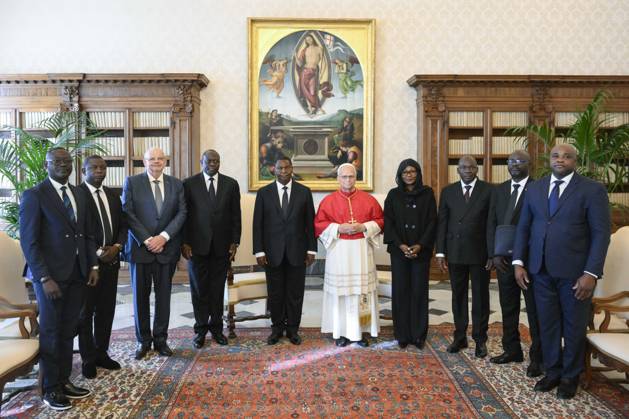 ITALY - PRIVAT AUDIENCE - VATICAN-2026 10 1 Italy, Rome, Vatican, 2026 10 1 Pope Leo XIV receives His Excellency Mr. Faustin Archange Touadera, President of the Central African Republic, in a private audience in The Vatican . EDITORIAL USE ONLY - NO BOOKS Copyright: xVATICANxMEDIA xCatholicxPressxPhotox