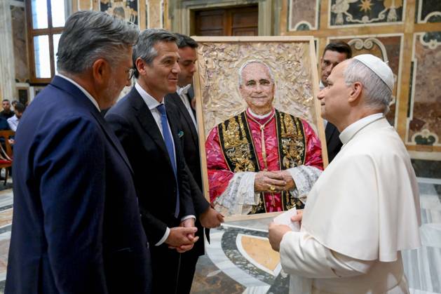 ITALY - PRIVATE AUDIENCE - VATICAN-2026 10 1 Italy, Rome, Vatican, 2026 10 1 Pope Leo XIV receives Delegation from the Hera Group in a private audience at The Vatican . EDITORIAL USE ONLY - NO BOOKS Copyright: xVATICANxMEDIA xCatholicxPressxPhotox