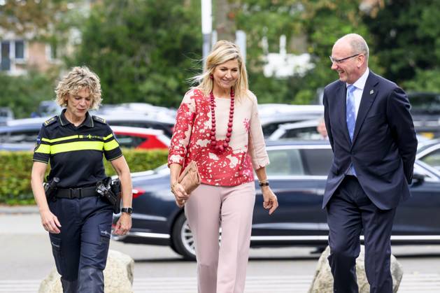 Apeldoorn, The Netherlands, 2026-10-01 14:03:48 APELDOORN, 01-10-2026, Police Academy. Queen Maxima visits the Police Academy in Apeldoorn in the context of financially sound employership. With over 67,000 employees, the National Police is one of the largest employers in the Netherlands and a member of the Foundation for Financially Healthy Netherlands (SFGN). Queen Maxima is honorary chair of this foundation. PHOTO: NLBeeld Patrick van Emst Credit: NL Beeld Patrick van Emst  Copyright: xx x