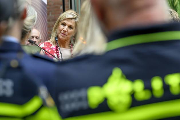 Apeldoorn, The Netherlands, 2026-10-01 14:16:57 APELDOORN, 01-10-2026, Police Academy. Queen Maxima visits the Police Academy in Apeldoorn in the context of financially sound employership. With over 67,000 employees, the National Police is one of the largest employers in the Netherlands and a member of the Foundation for Financially Healthy Netherlands (SFGN). Queen Maxima is honorary chair of this foundation. PHOTO: NLBeeld Patrick van Emst Credit: NL Beeld Patrick van Emst  Copyright: xx x