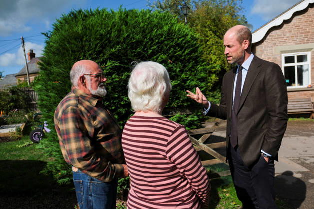 Britain s Prince William visits flood-affected communities in Skenfrith Britain s Prince William, Prince of Wales, meets local residents, Andrew Hooper and Ginette Lee, to hear about the impact of flooding on their community, during a visit focused on flood risk and climate resilience, in Skenfrith, Wales, Britain, October 1, 2026. REUTERS Mathieu, Credit:Mathieu Willcocks PA ROTA - B68 Avalon UNITED KINGDOM, SKENFRITH Copyright: xMathieuxWillcocksx xPAxROTAx-xB68x xAvalonx 1139786030