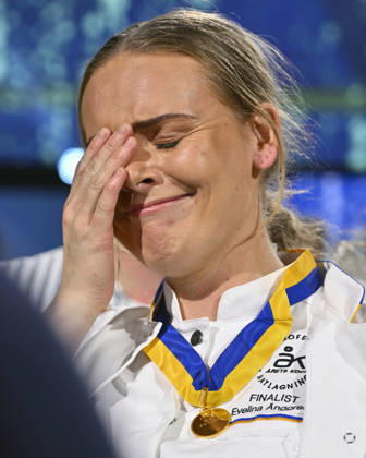 STOCKHOLM, SWEDEN 20261001 Evelina Änggren wins Chef of the Year and is honored during the 2026 Chef of the Year finals at Annexet in Stockholm STOCKHOLM SWEDEN x10040x  Copyright: xAndersxWiklund TTx ARETS KOCK 2026 UKY3hOPQvI4