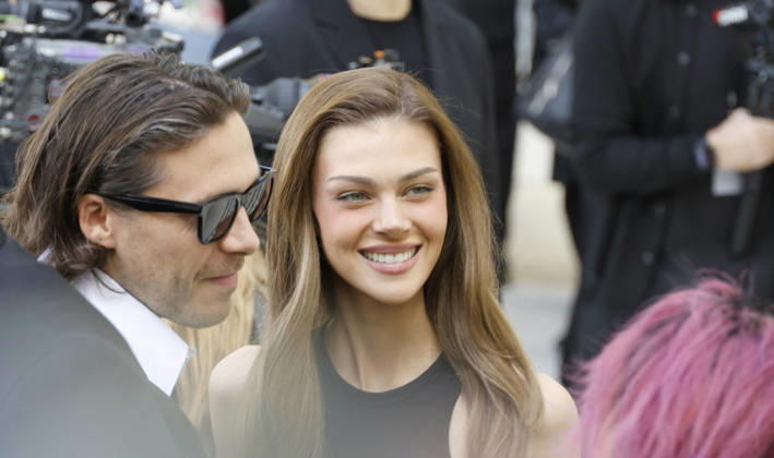 Brooklyn Beckham and his wife Nicola Peltz arrive at the Balenciaga Spring Summer 2027 Women’s Ready-to-Wear fashion show during Paris Fashion Week (PFW) at the Tennis Club de Paris, France, on October 1, 2026. Christophe Aubert, Bestimage. Arrivals at the Balenciaga fashion show as part of Paris RTW Spring Summer 2027 Fashion Week held at the Tennis Club de Paris on October 1, 2026, in Paris, France. Paris, France  Copyright: xChristophexAubertx xBestimagexChristophexAubertx xBestimagex