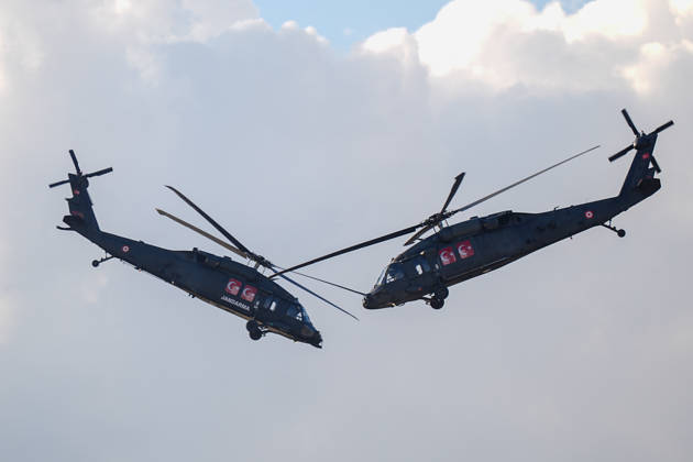 TEKNOFEST Southeast in Turkiye s Sanliurfa SANLIURFA, TURKIYE - OCTOBER 1: The Turkish Gendarmerie s Steel Wings team performs a demonstration flight during TEKNOFEST Southeast, world s largest aviation, space, and technology festival at the Sanliurfa GAP Airport for its 15th edition in Sanliurfa, Turkiye on October 01, 2026. Adem Kutucu Anadolu Sanliurfa Turkey. Editorial use only. Please get in touch for any other usage. Copyright: x2026xAnadoluxAdemxKutucux