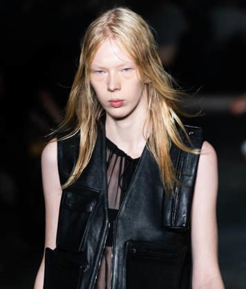 Paris Fashion Week Women s Wear SPRING SUMMER 2027 Collection by ALAINPAUL, October 1, 2026, photography by Sylvie Lefort, MAXPPP 01 10 2026 @Sylvie Lefort Photography MAXPPP 10 01 26 Models showcase designs from the ALAINPAUL Women’s Spring Summer 2027 collection during Paris Fashion Week in Paris, France, October 1, 2026. The Women’s collections were presented from September 28 to October 6, 26  Copyright: xMAXPPPxsylviexlefortxphotographyx LFR202610019457 LFR202610019457