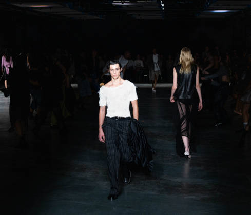 Paris Fashion Week Women s Wear SPRING SUMMER 2027 Collection by ALAINPAUL, October 1, 2026, photography by Sylvie Lefort, MAXPPP 01 10 2026 @Sylvie Lefort Photography MAXPPP 10 01 26 Models showcase designs from the ALAINPAUL Women’s Spring Summer 2027 collection during Paris Fashion Week in Paris, France, October 1, 2026. The presentation of the women’s collections took place from September 28 to October 6, 26  Copyright: xMAXPPPxsylviexlefortxphotographyx LFR202610019465 LFR202610019465