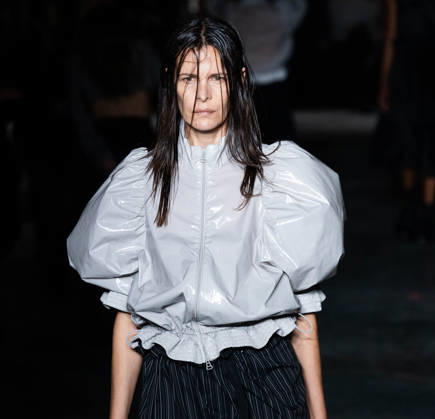 Paris Fashion Week Women s Wear SPRING SUMMER 2027 Collection by ALAINPAUL, October 1, 2026, photography by Sylvie Lefort, MAXPPP 01 10 2026 @Sylvie Lefort Photography MAXPPP 10 01 26 Models showcase designs from the ALAINPAUL Women’s Spring Summer 2027 collection during Paris Fashion Week in Paris, France, October 1, 2026. The presentation of the women’s collections took place from September 28 to October 6, 26  Copyright: xMAXPPPxsylviexlefortxphotographyx LFR202610019466 LFR202610019466
