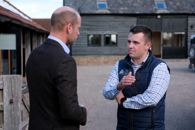 Britain s Prince William on a visit examining the role of regenerative farming in climate resilience, in Hereford Britain s Prince William meets Harry Davies, the incoming tenant of the Duchy of Cornwall s first regenerative Farm Business Tenancy, during a visit to examine the role of regenerative farming in climate resilience in Hereford, Britain, October 1, 2026., Credit:Mathieu Willcocks PA ROTA - B68 Avalon UNITED KINGDOM, Hereford Copyright: xMathieuxWillcocksx xPAxROTAx-xB68x xAvalonx 1139840876