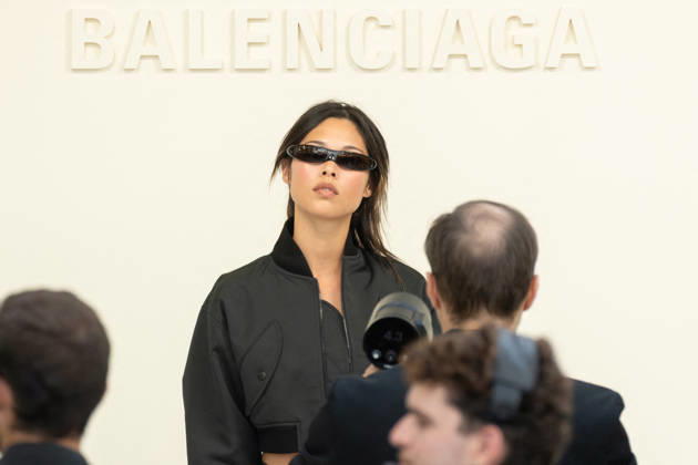 PFW - Balenciaga - Arrivals NB Miki arrived at the Balenciaga Womenswear Spring Summer 2027 show as part of Paris Fashion Week on October 01, 2026 in Paris, France. Photo by Nasser Berzane ABACAPRESS.COM Paris France  Copyright: xBerzanexNasser ABACAx