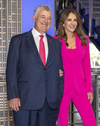 October 1, 2026, New York, New York, USA: WILLIAM P. LAUDER and ELIZABETH HURLEY visit the Empire State Building in New York to honor Breast Cancer Awareness Month and the Breast Cancer Campaign with The Estee Lauder Company. 1 October 2026 New York USA  - ZUMAa265 20261001_zep_a265_040 Copyright: xEricxAcquayex