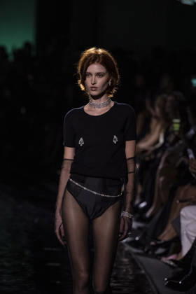 Messika’s Terres de Contrastes fashion show, held alongside the Spring Summer 2027 Ready-to-Wear collections during Paris Fashion Week (PFW) on October 1, 2026, in Paris, France. Messika’s Terres de Contrastes fashion show on the sidelines of the Spring Summer 2027 Ready-to-Wear collections during Paris Fashion Week (PFW) on October 1, 2026, in Paris, France Copyright: xAgencex xBestimagexAgencex xBestimagex