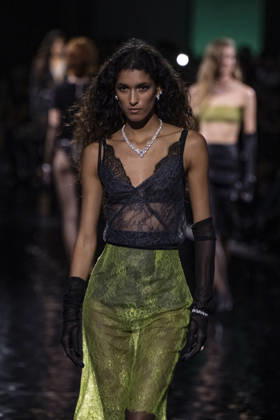 Messika’s Terres de Contrastes fashion show, held alongside the Spring Summer 2027 Ready-to-Wear collections during Paris Fashion Week (PFW) on October 1, 2026, in Paris, France. Messika’s Terres de Contrastes fashion show on the sidelines of the Spring Summer 2027 Ready-to-Wear collections during Paris Fashion Week (PFW) on October 1, 2026, in Paris, France Copyright: xAgencex xBestimagexAgencex xBestimagex