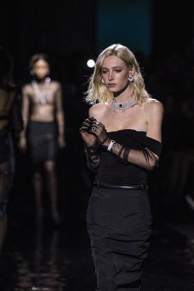Messika’s Terres de Contrastes fashion show, held alongside the Spring Summer 2027 Ready-to-Wear collections during Paris Fashion Week (PFW) on October 1, 2026, in Paris, France. Messika’s Terres de Contrastes fashion show held on the sidelines of the Spring Summer 2027 Ready-to-Wear collections during Paris Fashion Week (PFW) on October 1, 2026, in Paris, France  Copyright: xAgencex xBestimagexAgencex xBestimagex