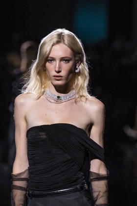 Messika’s Terres de Contrastes fashion show, held alongside the Spring Summer 2027 Ready-to-Wear collections during Paris Fashion Week (PFW) on October 1, 2026, in Paris, France. Messika’s Terres de Contrastes fashion show held on the sidelines of the Spring Summer 2027 Ready-to-Wear collections during Paris Fashion Week (PFW) on October 1, 2026, in Paris, France  Copyright: xAgencex xBestimagexAgencex xBestimagex