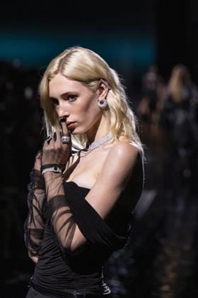 Messika’s Terres de Contrastes fashion show, held alongside the Spring Summer 2027 Ready-to-Wear collections during Paris Fashion Week (PFW) on October 1, 2026, in Paris, France. Messika’s Terres de Contrastes fashion show held on the sidelines of the Spring Summer 2027 Ready-to-Wear collections during Paris Fashion Week (PFW) on October 1, 2026, in Paris, France  Copyright: xAgencex xBestimagexAgencex xBestimagex