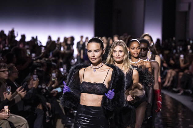 Messika’s Terres de Contrastes fashion show on the sidelines of the Spring Summer 2027 Ready-to-Wear collections during Paris Fashion Week (PFW) on October 1, 2026, in Paris, France. Messika’s Terres de Contrastes fashion show on the sidelines of the Spring Summer 2027 Ready-to-Wear collections during Paris Fashion Week (PFW) on October 1, 2026, in Paris, France  Copyright: xAgencex xBestimagexAgencex xBestimagex