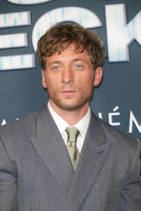 Jeremy Allen White Premiere of the film *The Social Reckoning* at the Pathé Palace cinema in Paris on October 1, 2026 Coadic Guirec Bestimage Premiere of the film *The Social Reckoning* at the Pathé Palace cinema in Paris on October 1, 2026 Paris, France  Copyright: xCOADICxGUIRECx xBESTIMAGExCOADICxGUIRECx xBESTIMAGEx