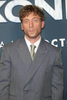 Jeremy Allen White Premiere of the film *The Social Reckoning* at the Pathé Palace cinema in Paris on October 1, 2026 Coadic Guirec Bestimage Premiere of the film *The Social Reckoning* at the Pathé Palace cinema in Paris on October 1, 2026 Paris, France  Copyright: xCOADICxGUIRECx xBESTIMAGExCOADICxGUIRECx xBESTIMAGEx