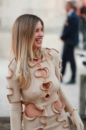 Xenia Adonts at the Schiaparelli Spring Summer 2027 Women’s Ready-to-Wear Collection fashion show during Paris Fashion Week (PFW) on October 1, 2026. Florian Lavielle, Bestimage. Schiaparelli’s Spring Summer 2027 Women’’s Ready-to-Wear Collection fashion show at Paris Fashion Week (PFW) on October 1, 2026, Paris, France  Copyright: xFlorianxLaviellex xBestimagexFlorianxLaviellex xBestimagex