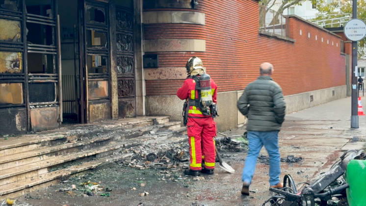School Facade Burned During Student Blockade - Paris Videograbs - Firefighters work at the scene following an early morning blaze that damaged the facade of Gaston-Bachelard High School in the 13th arrondissement. The incident occurred as nationwide student blockades forced the closure of more than 400 high schools amid mounting political and security tensions. Paris, France, October 2, 2026. Photo by CLPRESS ABACAPRESS.COM Paris Ile-de-France France  Copyright: xCLPRESS ABACAx