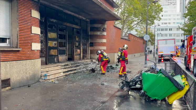 School Facade Burned During Student Blockade - Paris Videograbs - Firefighters work at the scene following an early morning blaze that damaged the facade of Gaston-Bachelard High School in the 13th arrondissement. The incident occurred as nationwide student blockades forced the closure of more than 400 high schools amid mounting political and security tensions. Paris, France, October 2, 2026. Photo by CLPRESS ABACAPRESS.COM Paris Ile-de-France France  Copyright: xCLPRESS ABACAx