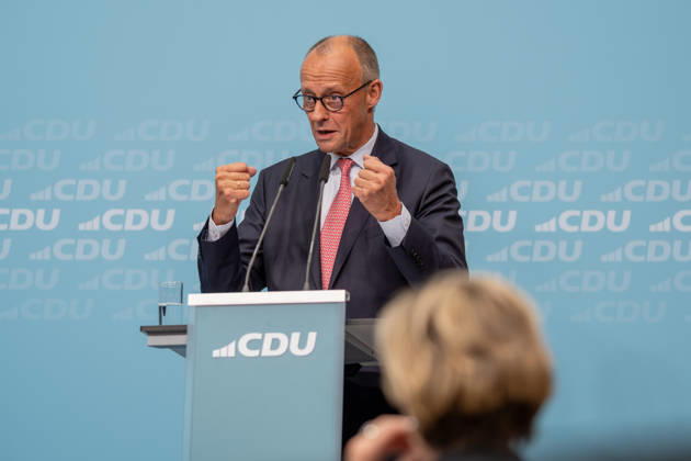 Bundeskanzler Friedrich Merz bei der abschließenden Wahlkampfveranstaltung der CDU anlässlich der bevorstehenden Berliner Abgeordnetenhauswahl im Konrad-Adenauer-Haus in Berlin. Chancellor Friedrich Merz at the CDU s final campaign rally ahead of the upcoming Berlin House of Representatives election at the Konrad Adenauer House in Berlin. Wahlkampf in Berlin