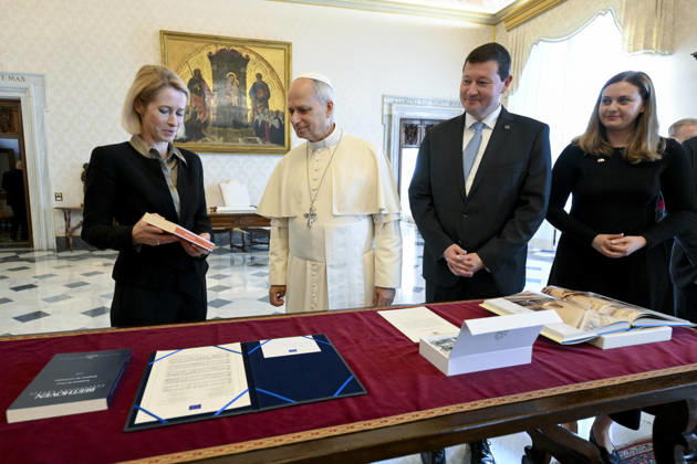 October 2, 2026, CittÃ Del Vaticano: Papa Leone XIV incontra S.E. la Signora Kaja Kallas, Alto Rappresentante per gli Affari Esteri e Vice Presidente della Commissione Europea, CittÃ del Vaticano, 2 ottobre 2026 ANSA Simone Risoluti - Vatican media +++ UFFICIO STAMPA +++ FOTO NON IN VENDITA - DA USARE SOLO PER FINI GIORNALISTICI +++ NPK +++ An handout picture. provided by Vatican media press office, shows Pope Leo XIV meeting H.E. Mrs. Kaja Kallas, High Representative for Foreign Affairs and Vice-President of the European Commission, Vatican City, 2 October 2026 ANSA Simone Risoluti - Vatican media press office handout +++ ANSA PROVIDES ACCESS TO THIS HANDOUT PHOTO TO BE USED SOLELY TO ILLUSTRATE NEWS REPORTING OR COMMENTARY ON THE  - ZUMAa110 20261002_zaf_a110_031 Copyright: xVaticanxMedia SimonexRisolutix