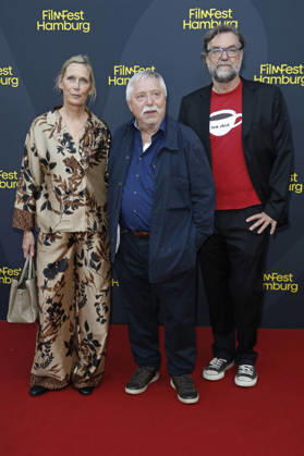 Pamela Biermann, Wolf Biermann und Jens Meurer bei der Premiere des Dokumentarfilms Biermann auf dem 34. Filmfest Hamburg 2026 im Cinemaxx Dammtor. Hamburg, 02.10.2026