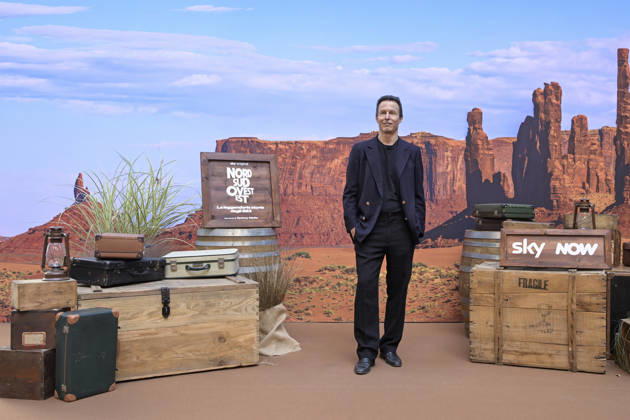 foto Mario Romano IPP Milano 02 10 2026 Photocall della serie Tv: -Nord Sud Ovest Est. La leggendaria storia degli 883- Seconda stagione nella foto Roberto Zibetti Italy Photo Press - World Copyright Photocall della serie Tv: -Nord