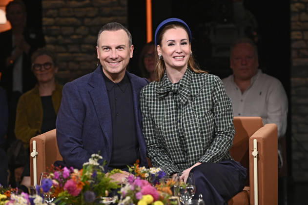 Tim Raue mit Ehefrau Katharina Raue bei der Aufzeichnung der RB Talkshow 3nach9 im Radio Bremen-Studio. Bremen, 02.10.2026