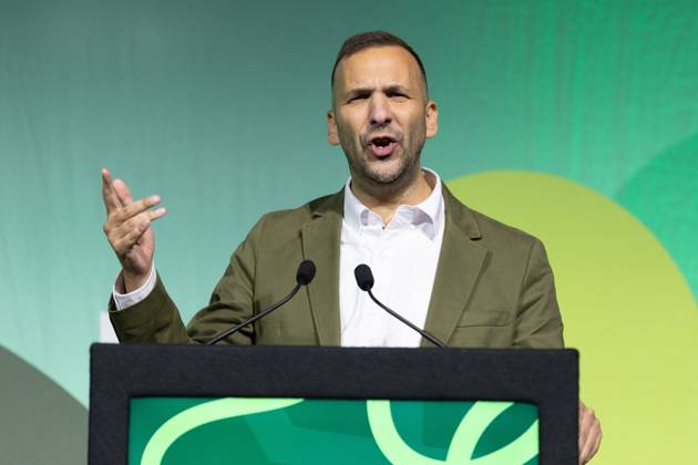 Green Party Conference, Day 1, Brighton, UK - 02 Oct 2026 Zack Polanski, Green Party leader of England and Wales, speaks on day one of the Green Party Conference in Brighton The Green Party hold their annual Party Conference in Brighton Brighton United Kingdom Copyright: xPhilxLewisx xSOPAxImagesx Phil-Lewis-1455831