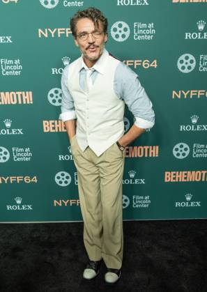 October 2, 2026, Bronx, New York, USA: Pedro Pascal wearing dress by Chanel attends screening of Behemoth at annual NYFF64 at Alice Tully Hall at Lincoln Center in New York, NY on October 2, 2026. Bronx USA - ZUMAr339 20261002_znp_r339_035 Copyright: xLevxRadinx