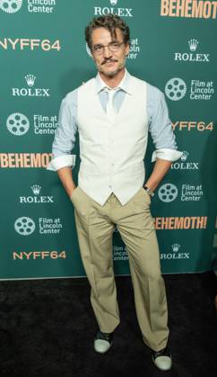 October 2, 2026, Bronx, New York, USA: Pedro Pascal wearing dress by Chanel attends screening of Behemoth at annual NYFF64 at Alice Tully Hall at Lincoln Center in New York, NY on October 2, 2026. Bronx USA - ZUMAr339 20261002_znp_r339_031 Copyright: xLevxRadinx