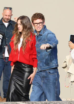 Eddie Redmayne and Hannah Bagshawe at the Givenchy Spring Summer 2026 Women’s Ready-to-Wear Collection fashion show during Paris Fashion Week (PFW) on October 2, 2026. Denis Guignebourg, Bestimage. Celebrities at Givenchy’s Spring Summer 2026 Women’s Ready-to-Wear Collection fashion show at Paris Fashion Week (PFW) on October 2, 2026, Paris, France Copyright: xDenisxGuignebourgx xBestimagexDenisxGuignebourgx xBestimagex