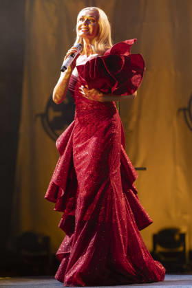 Katherine Jenkins performs at Bridgewater Hall Katherine Jenkins OBE performs at Bridgewater Hall, Manchester, England, on the first night of her 25th Anniversary Tour, Credit:Mike Gray MIKE GRAY - B4227 Avalon  Copyright: xMikexGrayx xMIKExGRAYx-xB4227x xAvalonx 1140146538